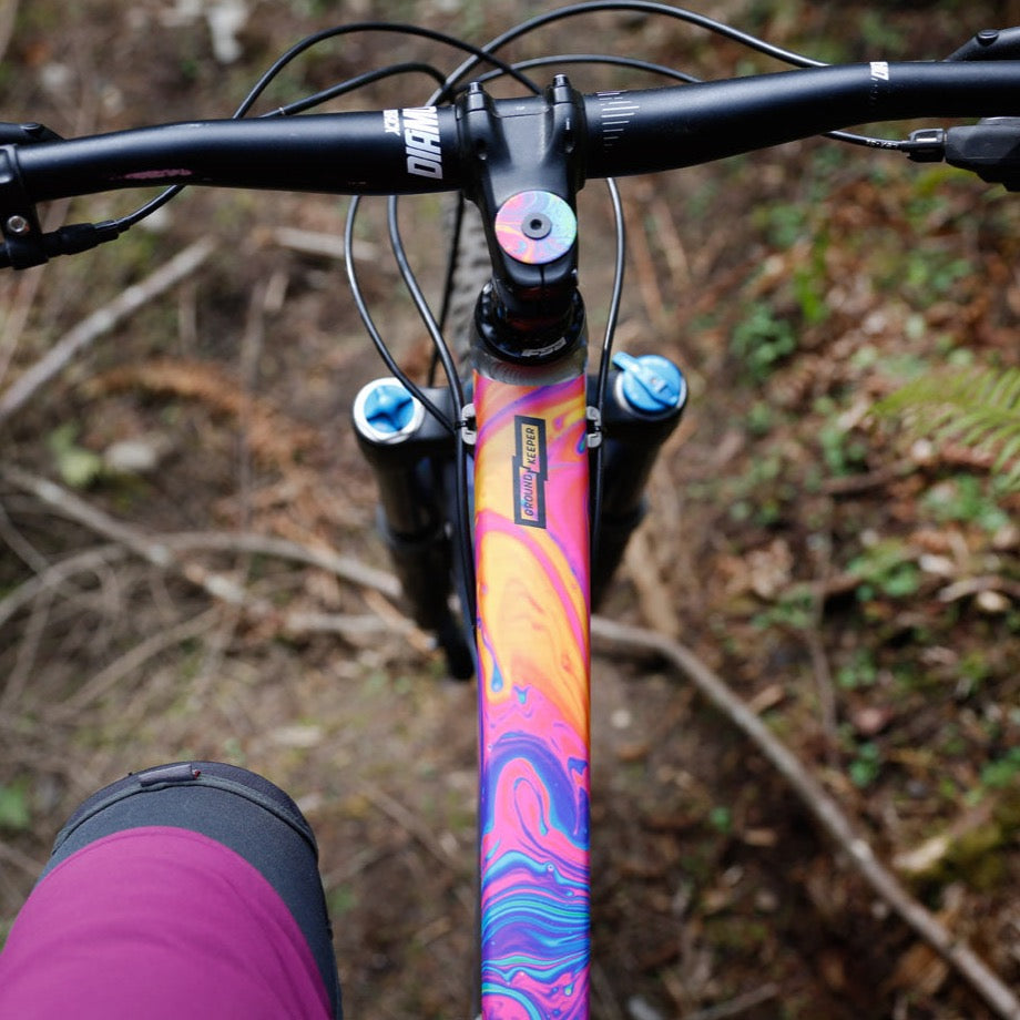 Oil Slick Frame Keeper
