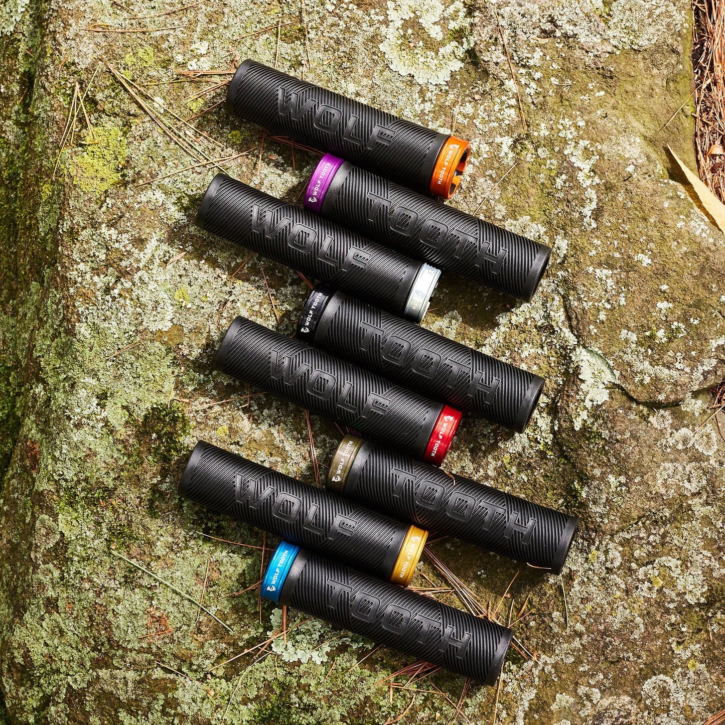 Echo Lock-On Grips