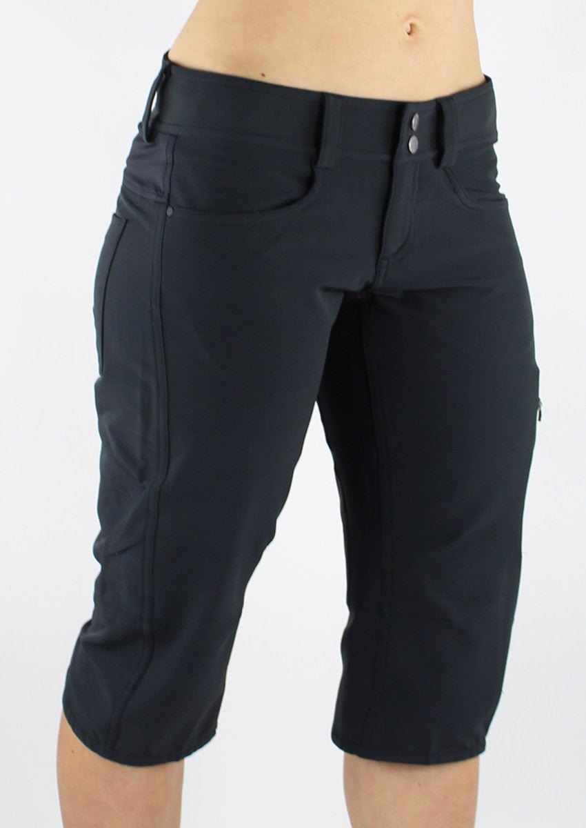 Women's Joanie Capri 17"